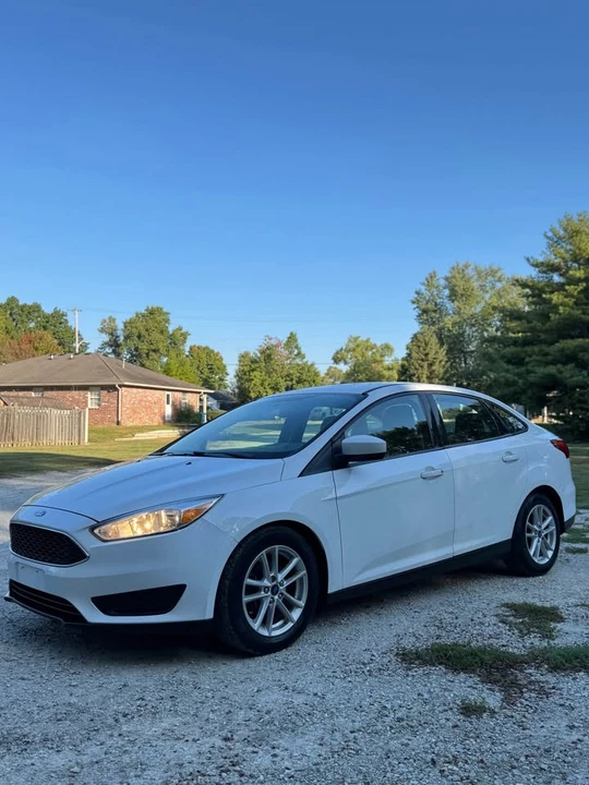 2018 Ford Focus 3rd Gen - Image 2 of 20