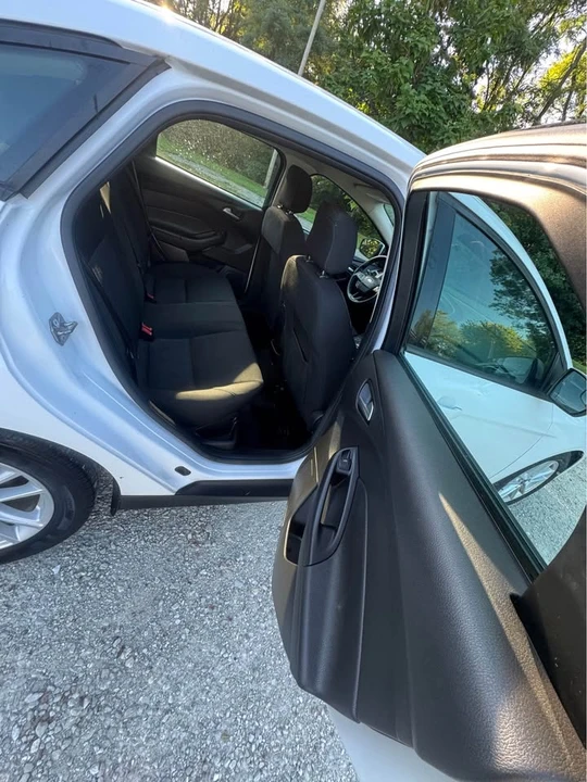 2018 Ford Focus 3rd Gen - Image 15 of 20