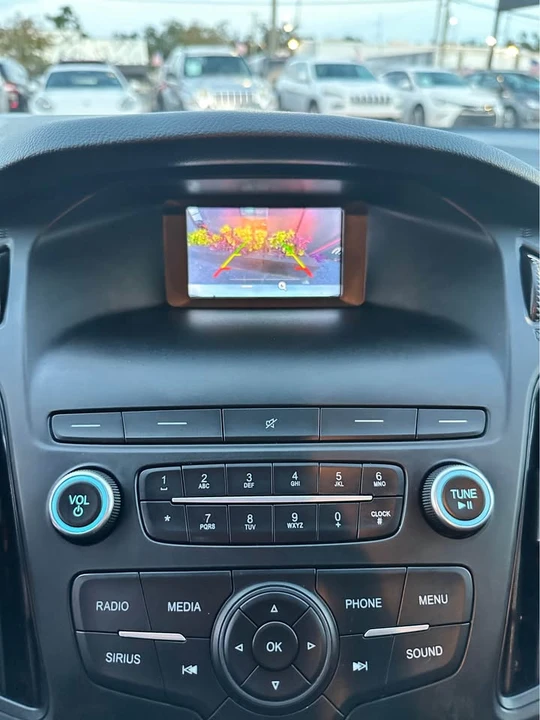 2018 Ford Focus 3rd Gen - Image 14 of 17