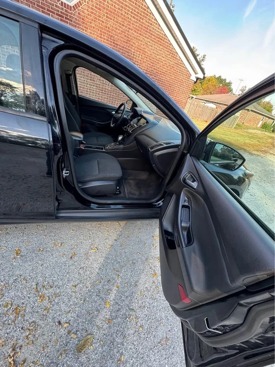 2018 Ford Focus 3rd Gen - Image 16 of 19