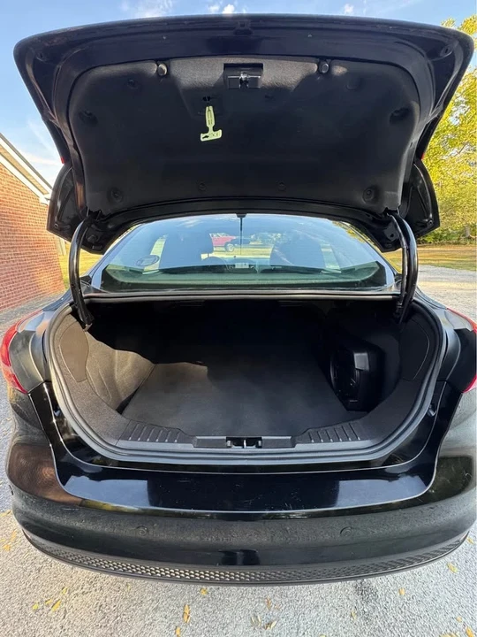 2018 Ford Focus 3rd Gen - Image 18 of 19