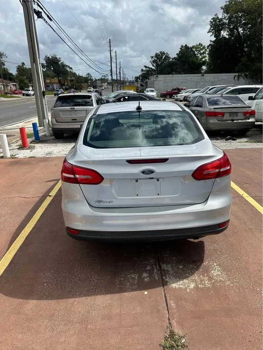 2018 Ford Focus 3rd Gen - Image 9 of 15
