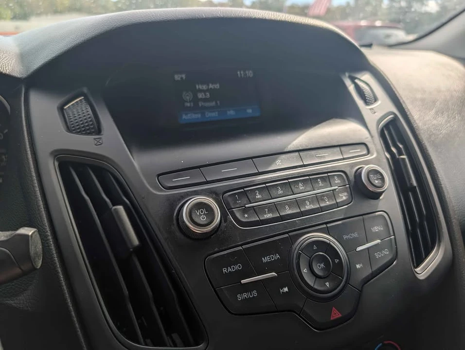 2018 Ford Focus 3rd Gen - Image 8 of 11