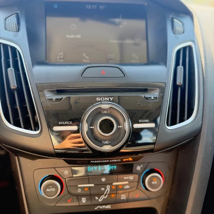 2018 Ford Focus 3rd Gen - Image 15 of 20