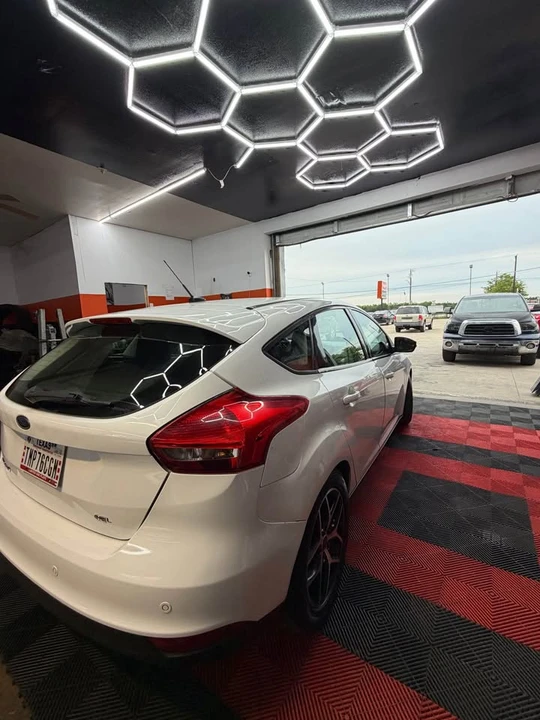 2018 Ford Focus 3rd Gen - Image 2 of 9