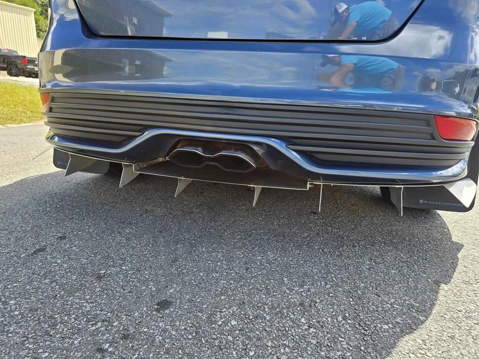 2018 Ford Focus 3rd Gen - Image 9 of 15