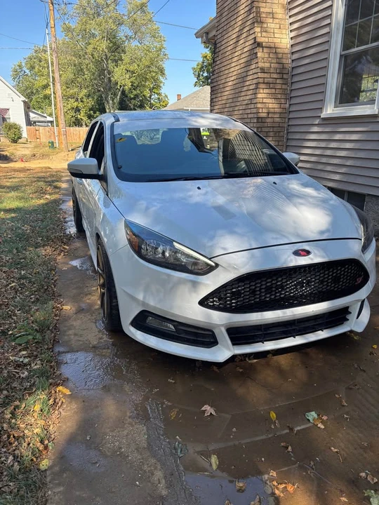 2018 Ford Focus 3rd Gen - Image 2 of 19