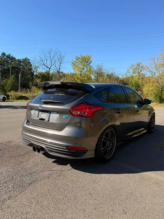 2018 Ford Focus ST 3rd Gen - Image 5 of 12