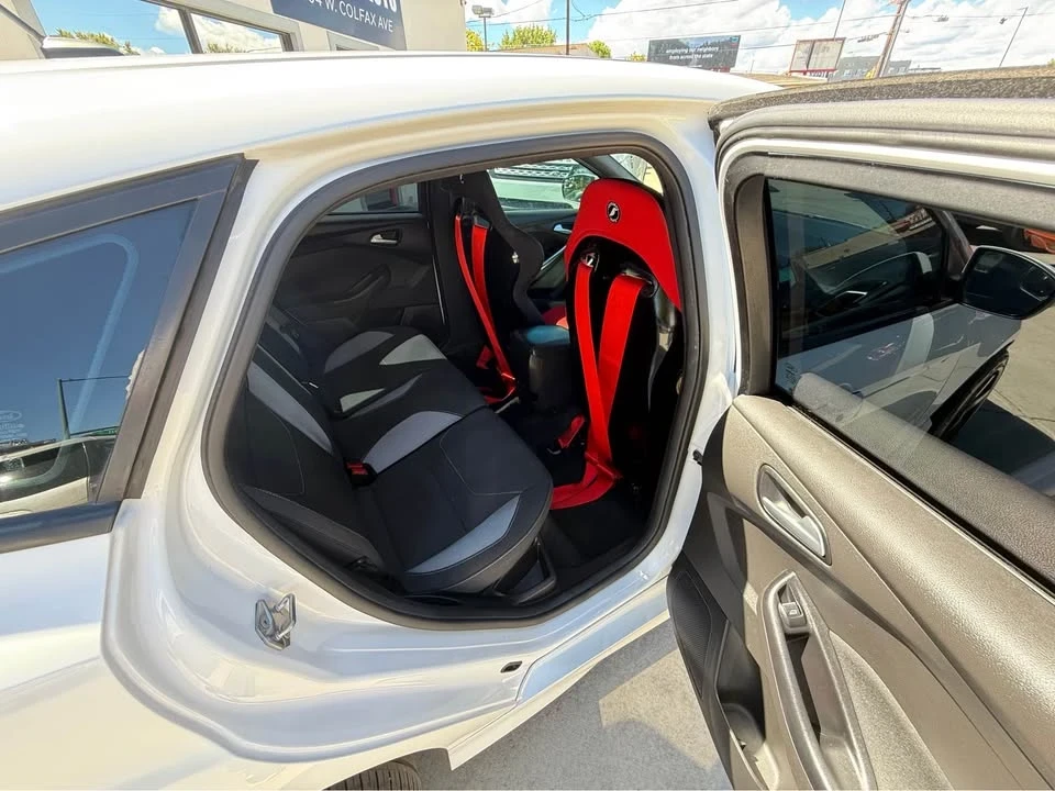 2018 Ford Focus 3rd Gen - Image 13 of 16