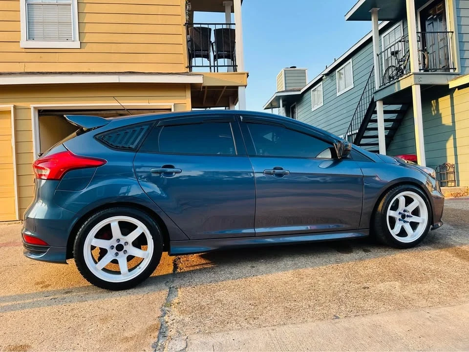 2018 Ford Focus 3rd Gen - Image 9 of 13