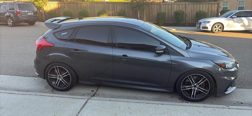 2018 Ford Focus 3rd Gen - Image 2 of 12