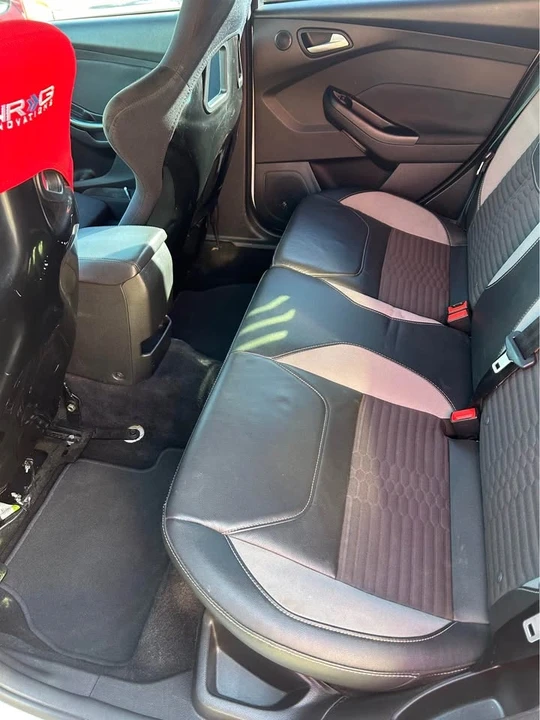 2018 Ford Focus ST 3rd Gen - Image 5 of 6