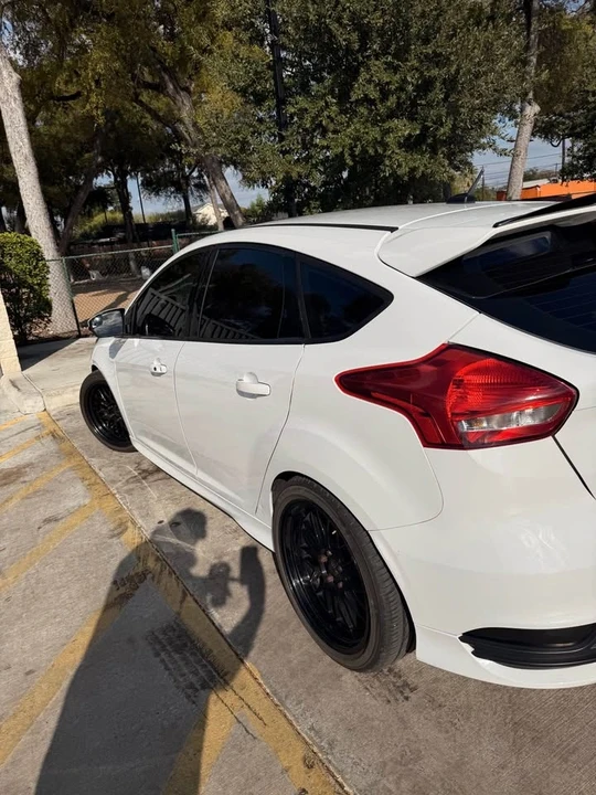 2018 Ford Focus 3rd Gen - Image 3 of 8