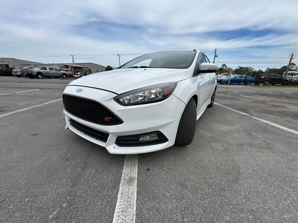 2018 Ford Focus ST 3rd Gen - Image 15 of 19