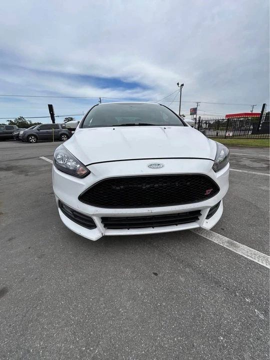 2018 Ford Focus 3rd Gen - Image 2 of 18