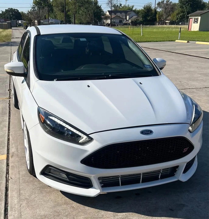 2018 Ford Focus ST 3rd Gen - Image 2 of 11