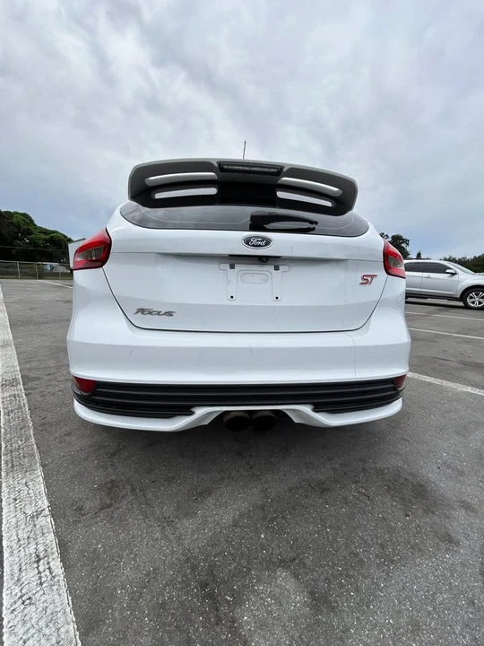 2018 Ford Focus ST 3rd Gen - Image 18 of 19