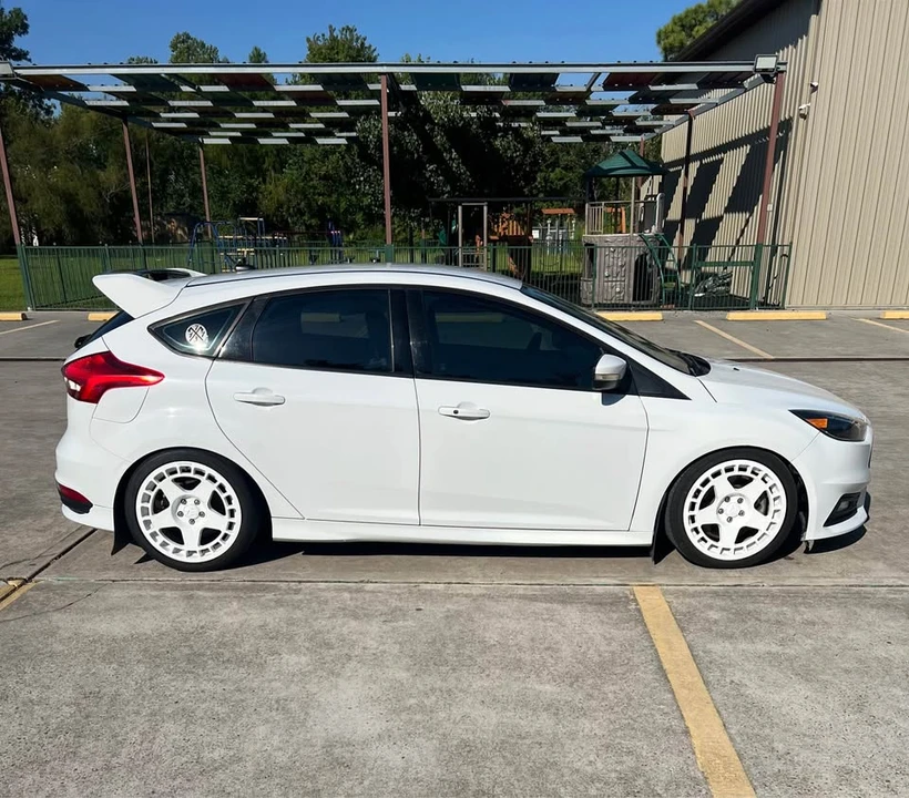 2018 Ford Focus ST 3rd Gen - Image 3 of 11