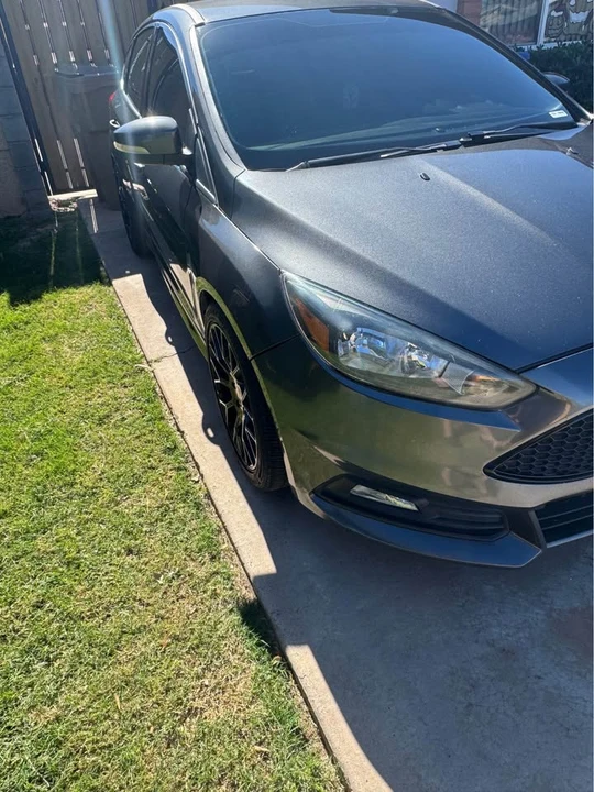 2018 Ford Focus 3rd Gen - Image 2 of 13