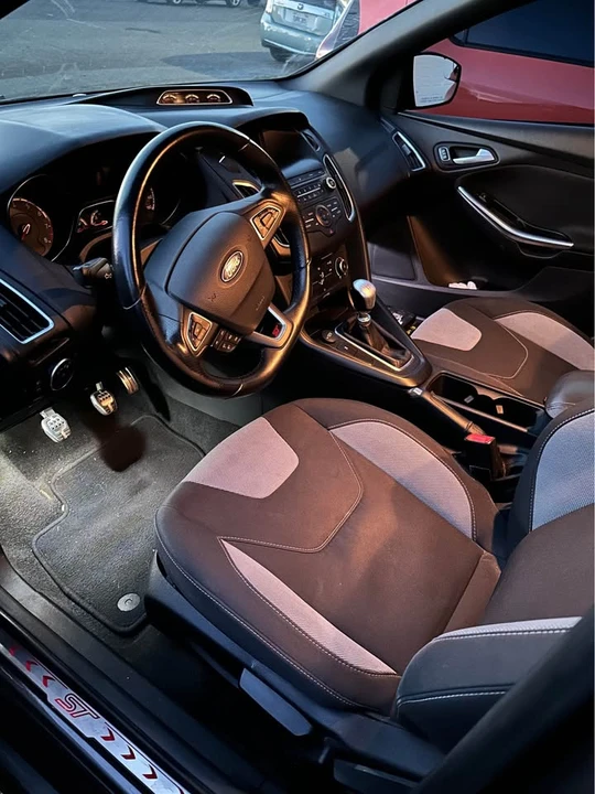 2018 Ford Focus ST 3rd Gen - Image 5 of 9