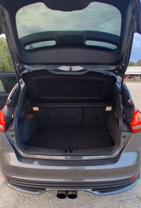 2018 Ford Focus ST 3rd Gen - Image 9 of 15
