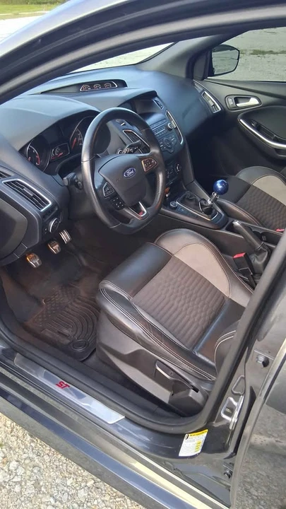 2018 Ford Focus ST 3rd Gen - Image 6 of 15