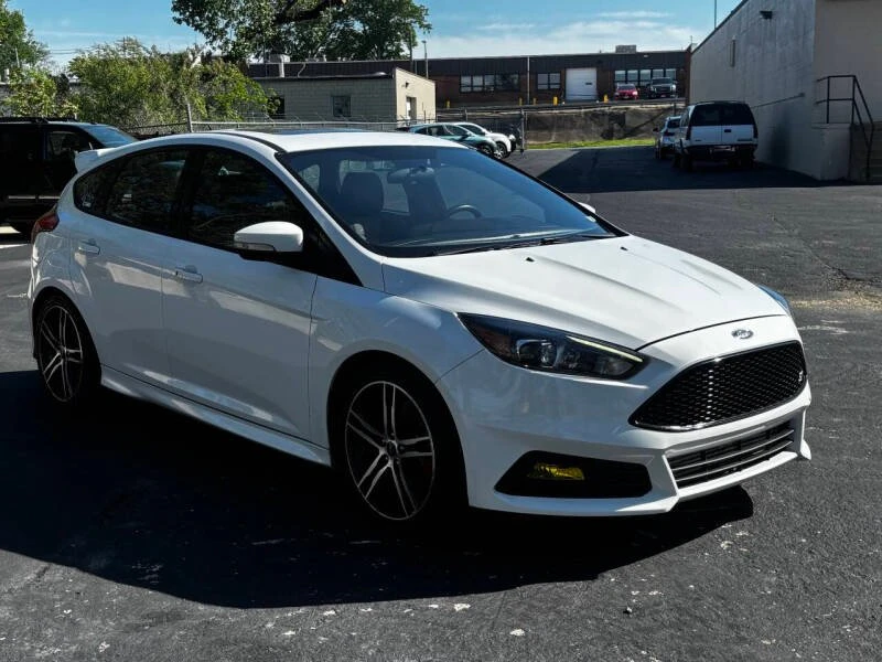 2018 Ford Focus ST 3rd Gen - Image 5 of 18