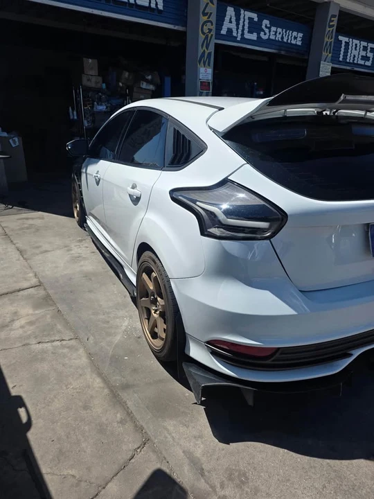 2018 Ford Focus ST 3rd Gen - Image 3 of 7