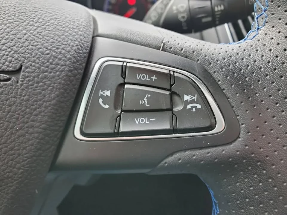 2018 Ford Focus RS 3rd Gen - Image 11 of 16