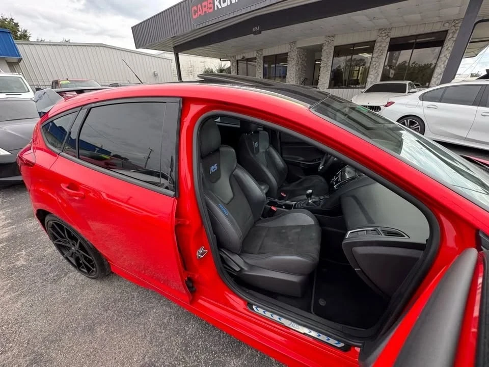 2018 Ford Focus RS 3rd Gen - Image 14 of 15