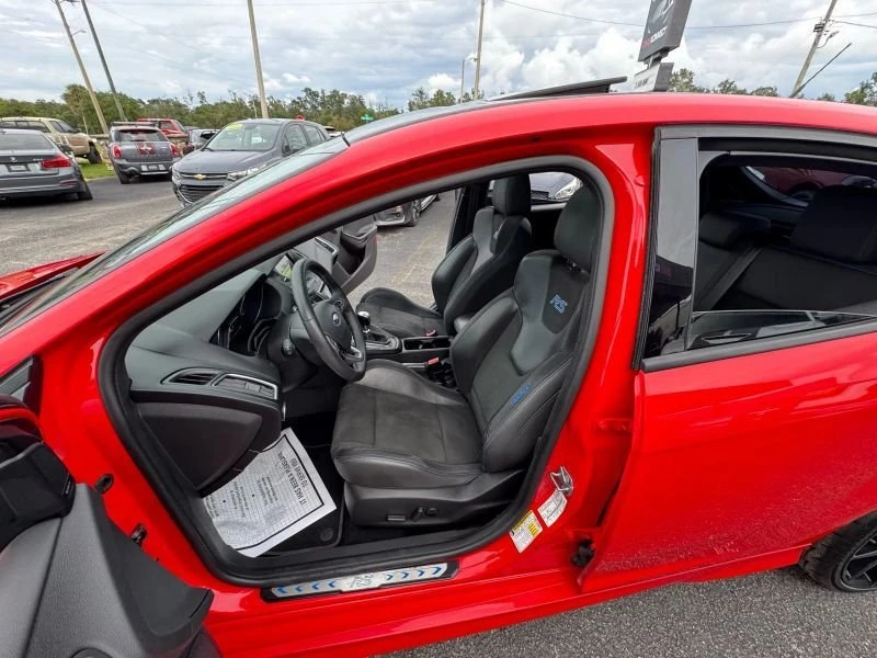 2018 Ford Focus RS 3rd Gen - Image 16 of 20