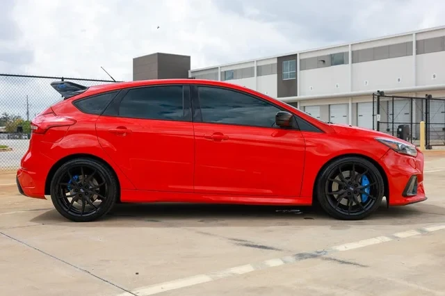 2018 Ford Focus RS 3rd Gen - Image 13 of 19