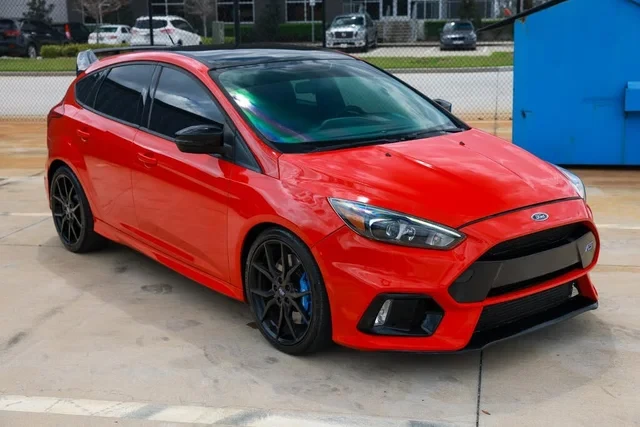 2018 Ford Focus RS 3rd Gen - Image 15 of 19