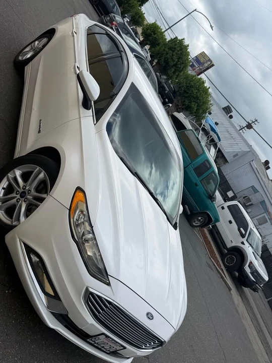 2018 Ford Fusion 2nd Gen - Image 9 of 13