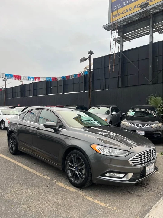 2018 Ford Fusion 2nd Gen - Image 2 of 10