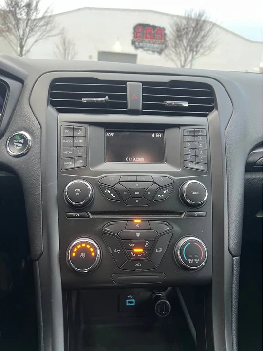 2018 Ford Fusion 2nd Gen - Image 9 of 10