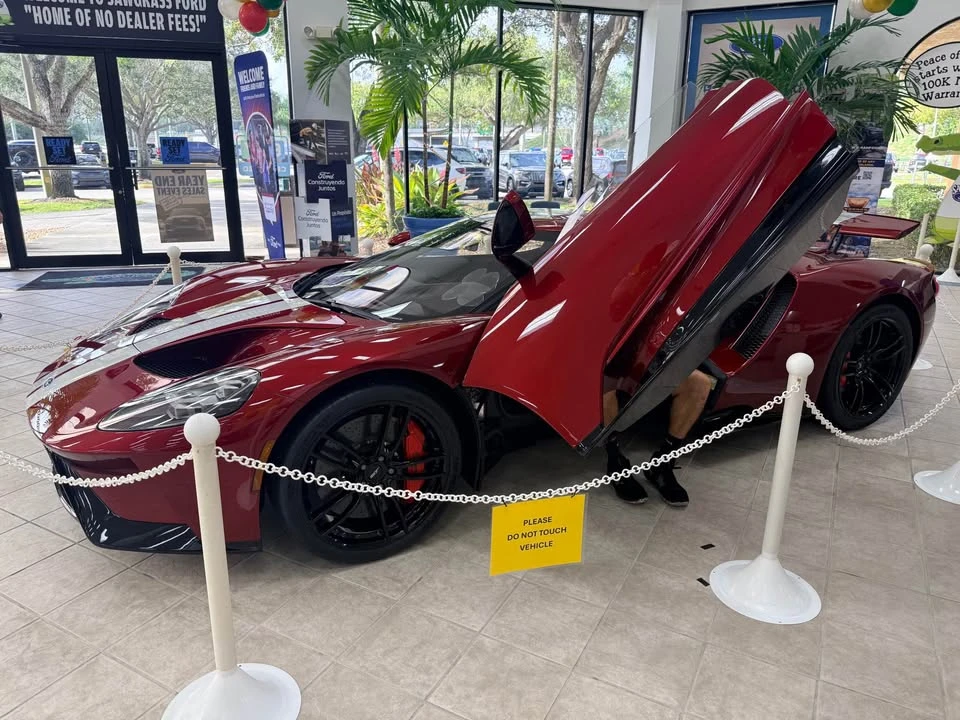 2018 Ford GT 2nd Gen - Image 10 of 10