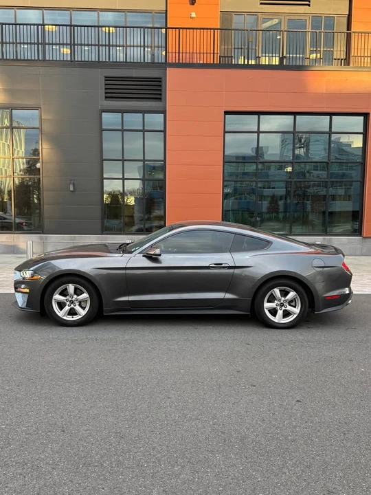 2018 Ford S550 Mustang - Image 2 of 13