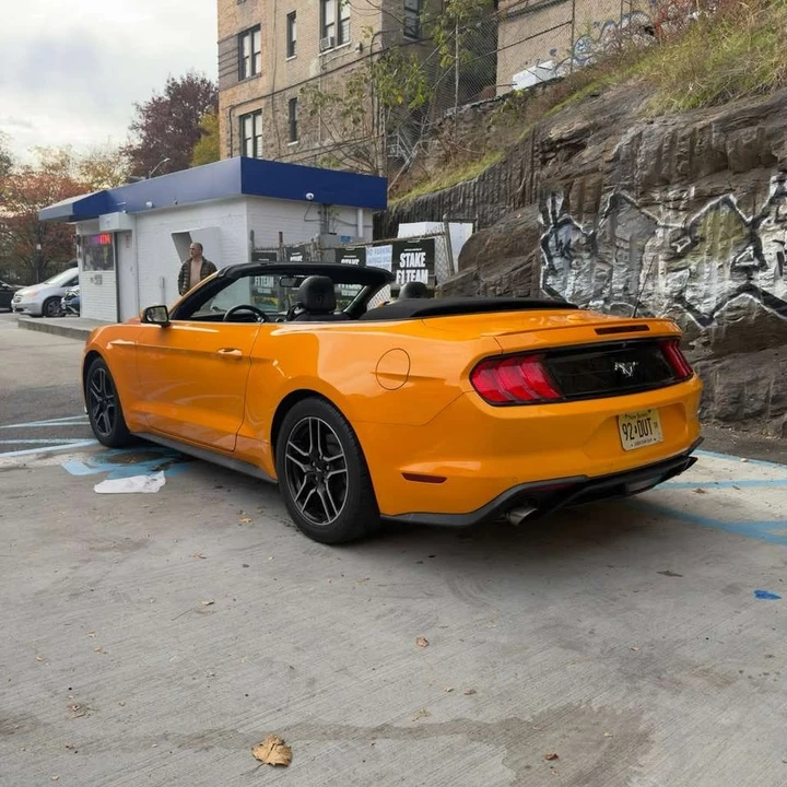 2018 Ford S550 Mustang - Image 2 of 12