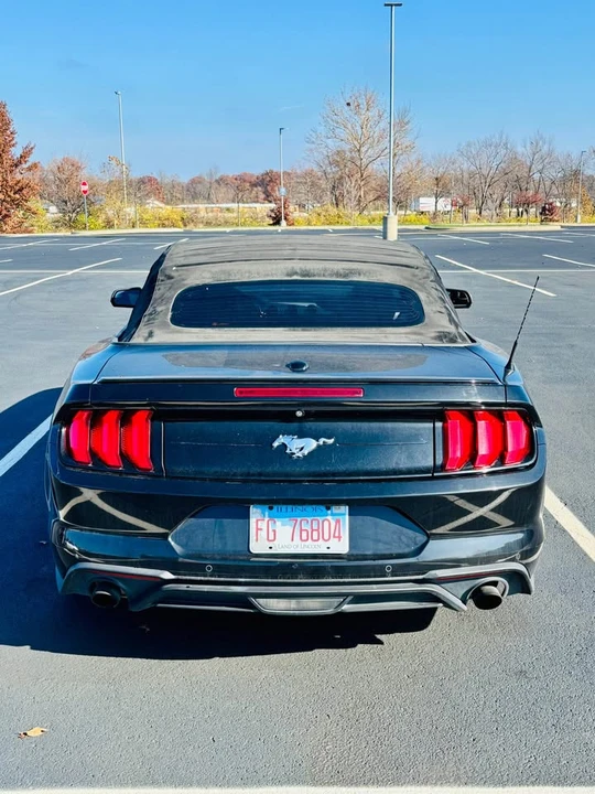 2018 Ford S550 Mustang - Image 2 of 9