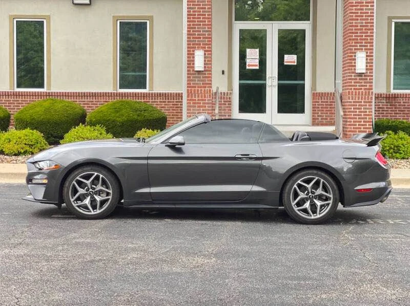 2018 Ford S550 Mustang - Image 2 of 19