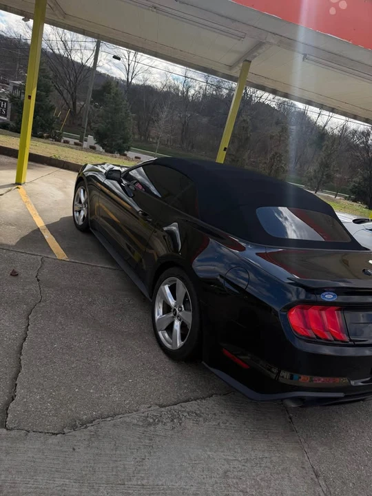2018 Ford S550 Mustang - Image 2 of 10