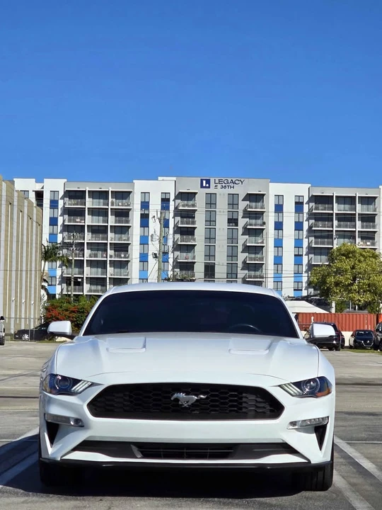 2018 Ford S550 Mustang - Image 2 of 17