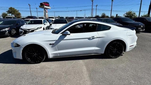 2018 Ford Mustang GT Premium Coupe