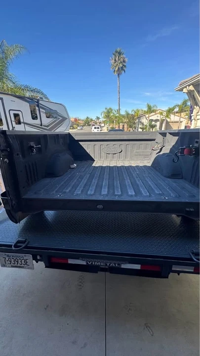 2018 Parts & Memorabilia Bodywork - Image 10 of 10