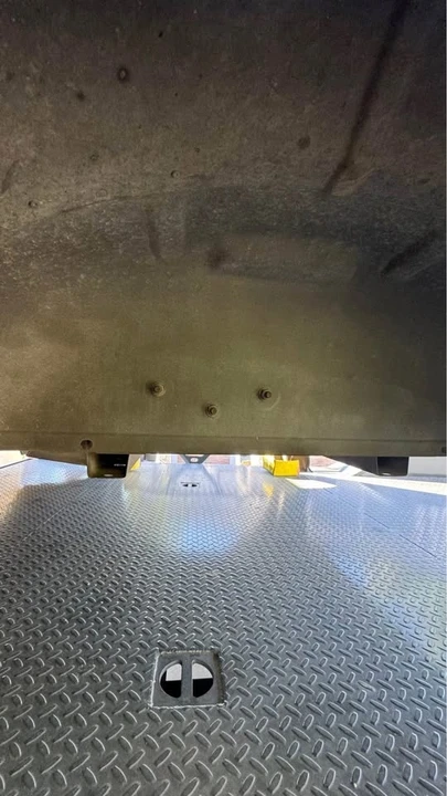 2018 Parts & Memorabilia Bodywork - Image 4 of 10