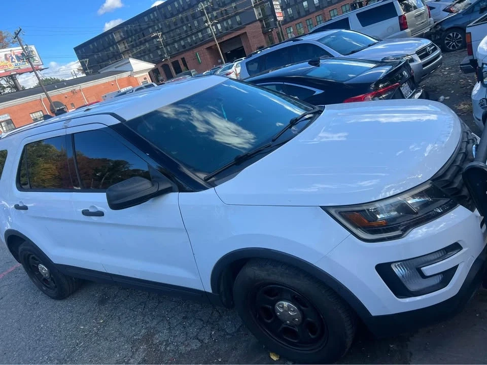 2018 Ford Explorer 5th Gen - Image 9 of 13