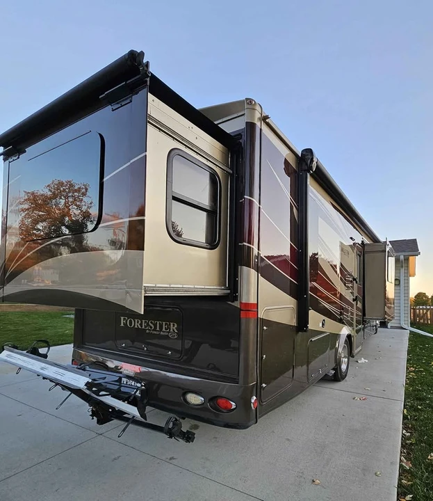 2018 Forest River - Image 5 of 20