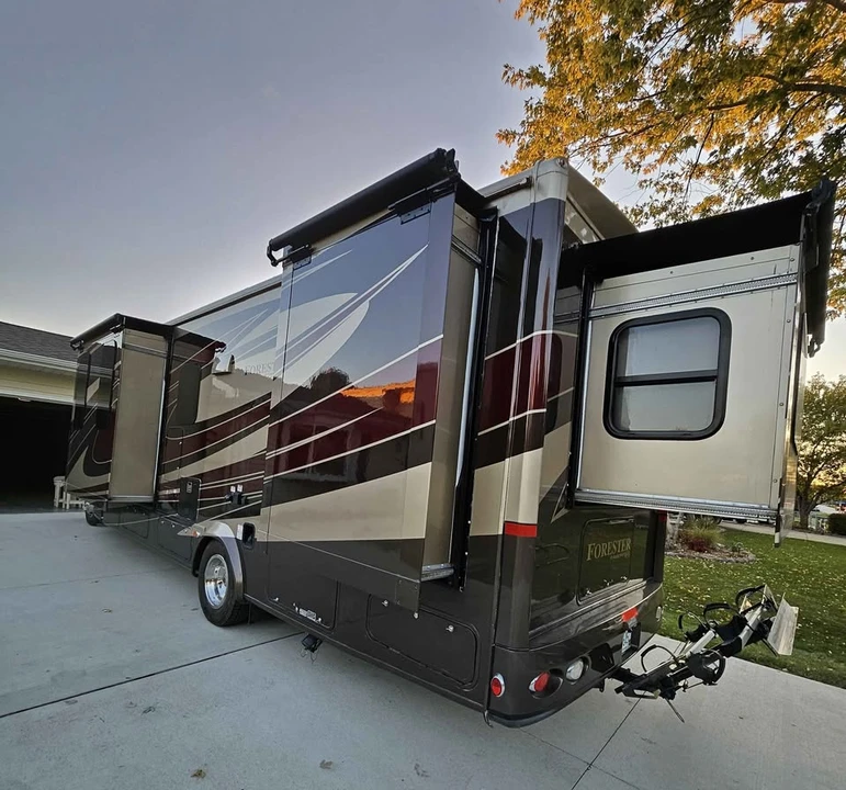 2018 Forest River - Image 4 of 20