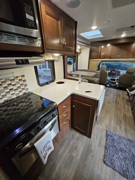 2018 Forest River - Image 13 of 20